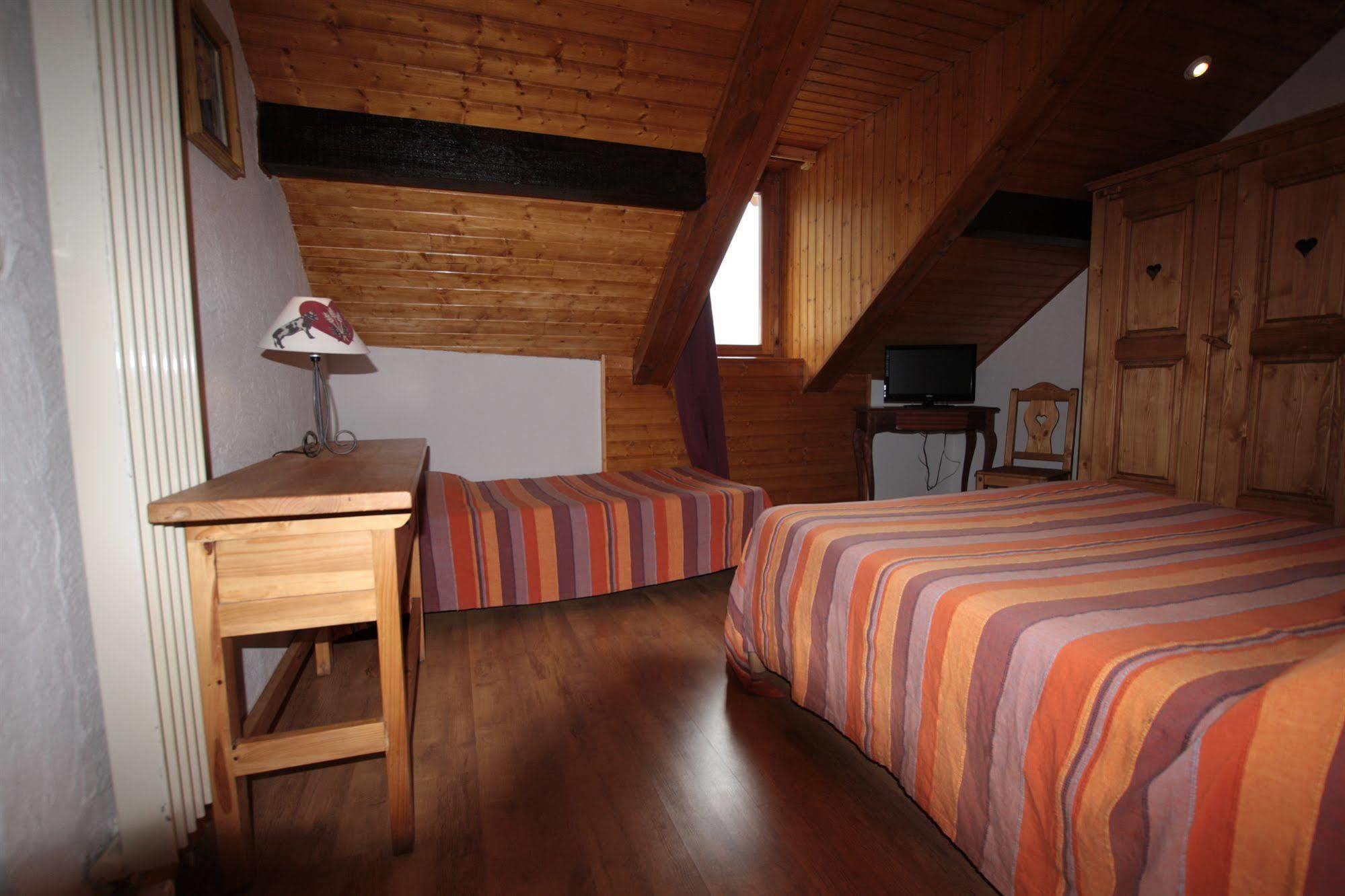 Hotel Les Vallois Vallouise Esterno foto