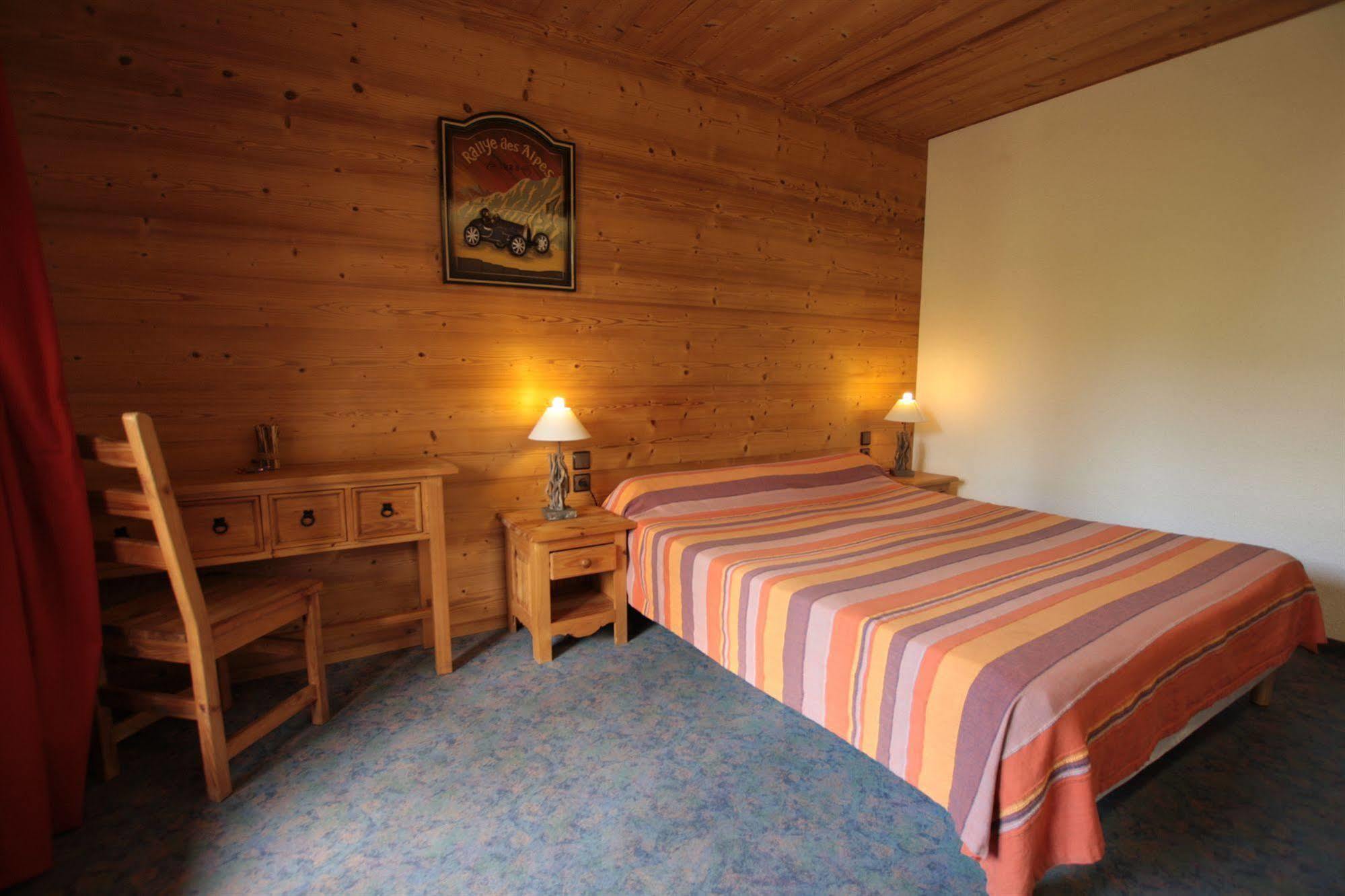 Hotel Les Vallois Vallouise Esterno foto